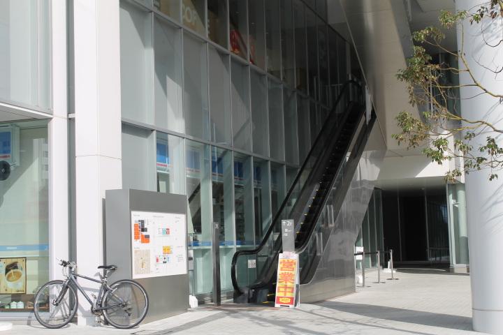 建物の入口